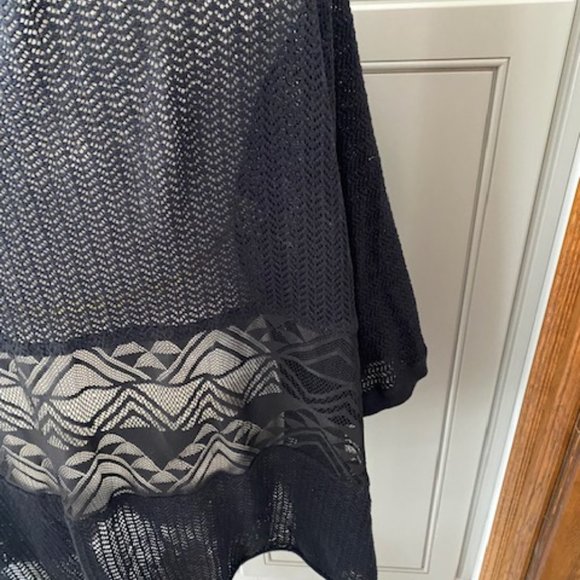 Subtle Luxury Oversized Cardigan Black - Picture 10 of 11